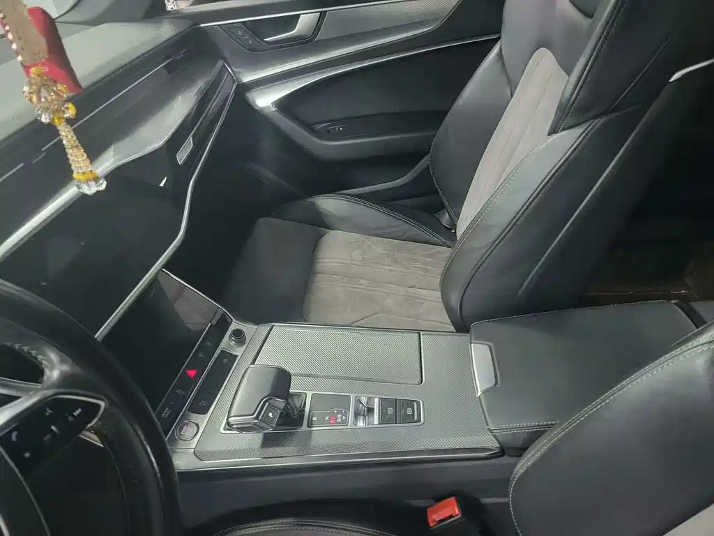 Audi A6L 2019