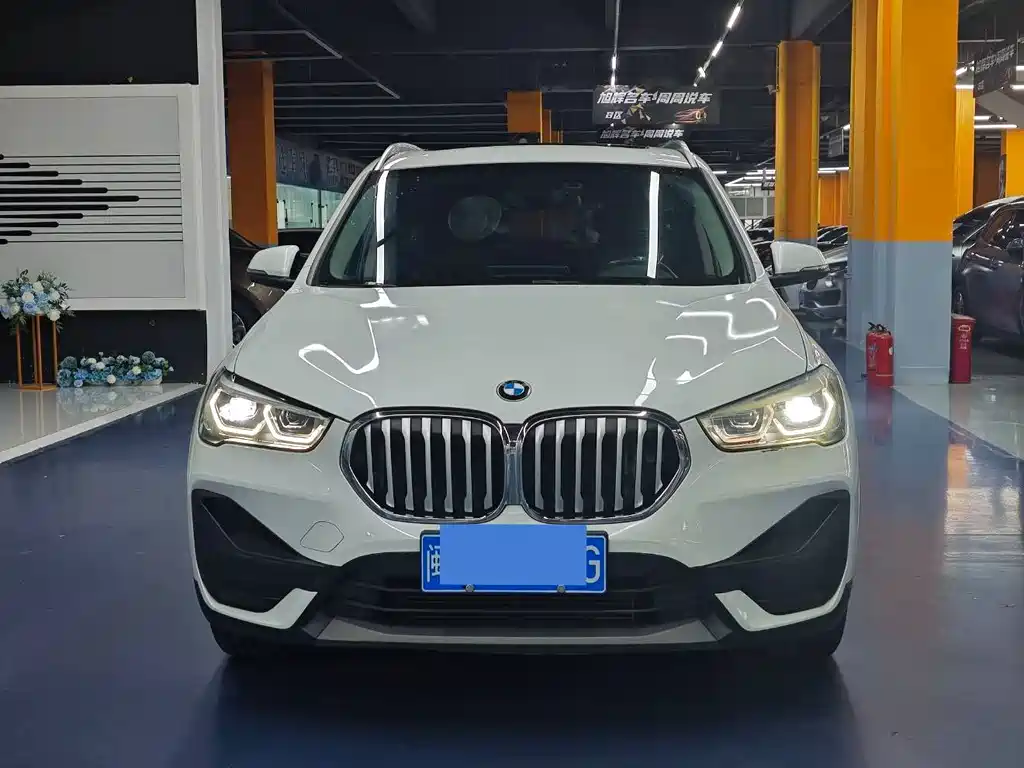 BMW X1 2023 — фото 3
