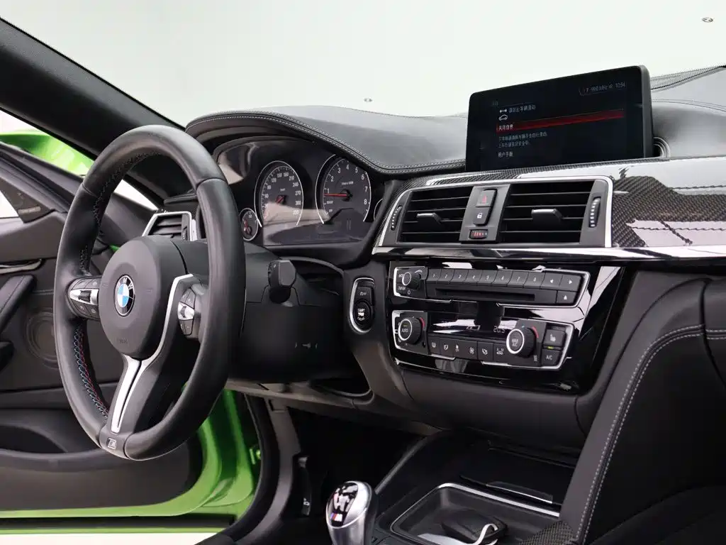 BMW M4 2018 — фото 10