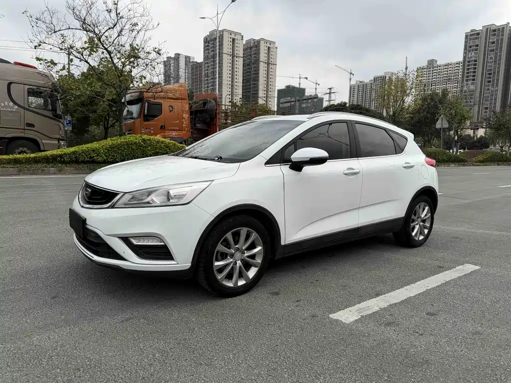 Geely Emgrand GS 2017 — фото 1