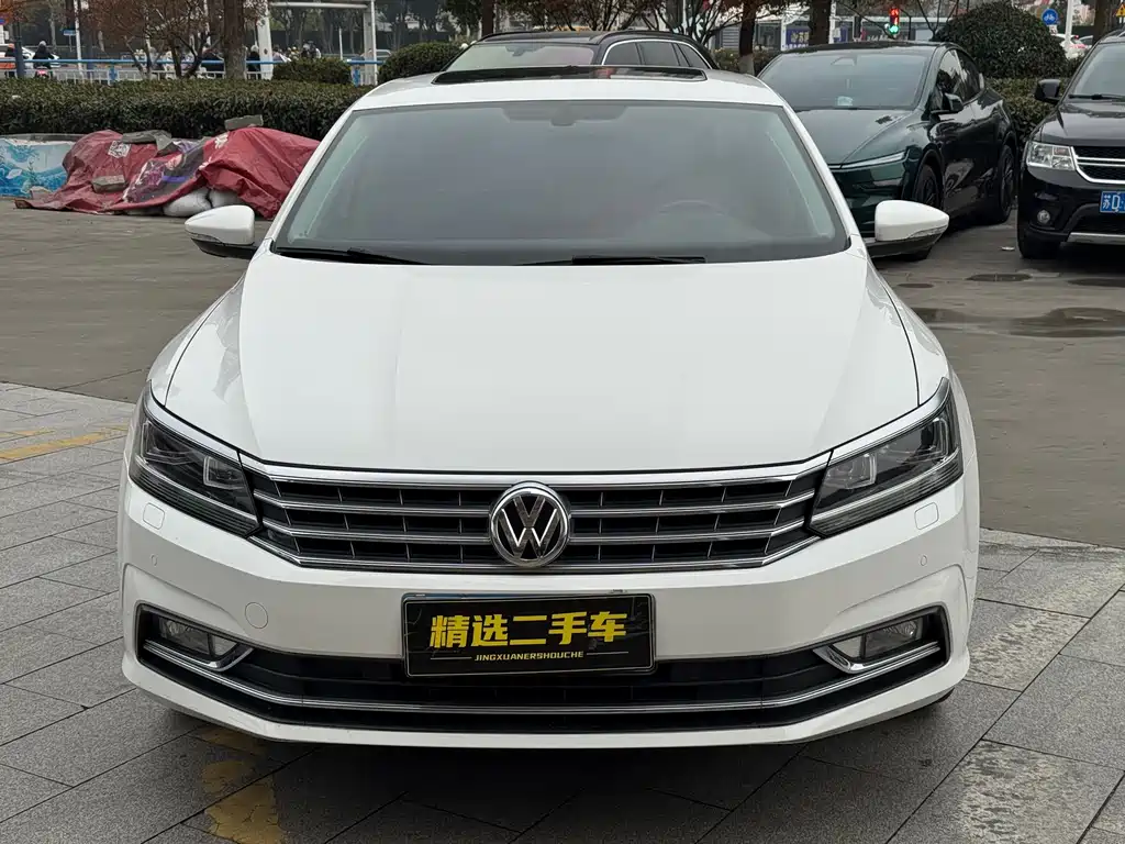 Volkswagen Passat 2016 — фото 2