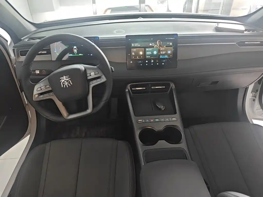 BYD Qin PLUS 2026 — фото 10