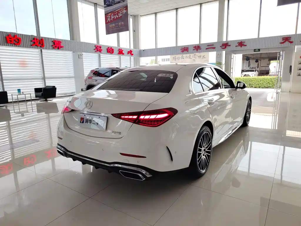 Mercedes-Benz C-Class 2023 — фото 14