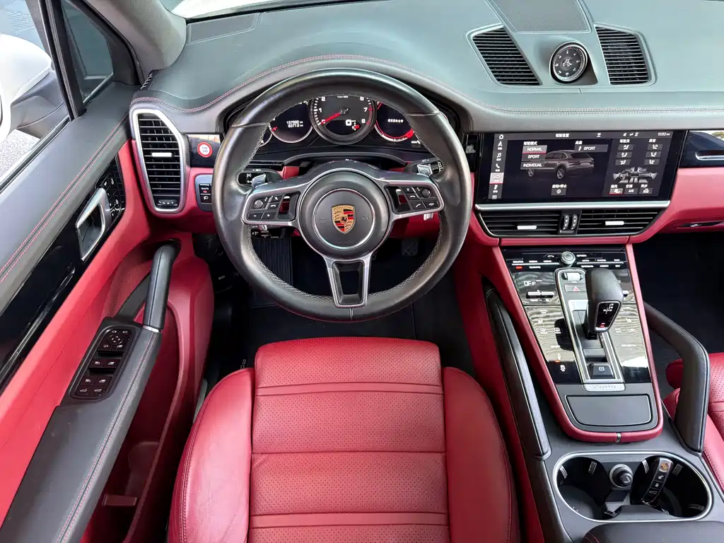 Porsche Cayenne 2020 — фото 10