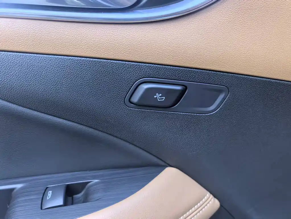 Buick LaCrosse 2018 — фото 8
