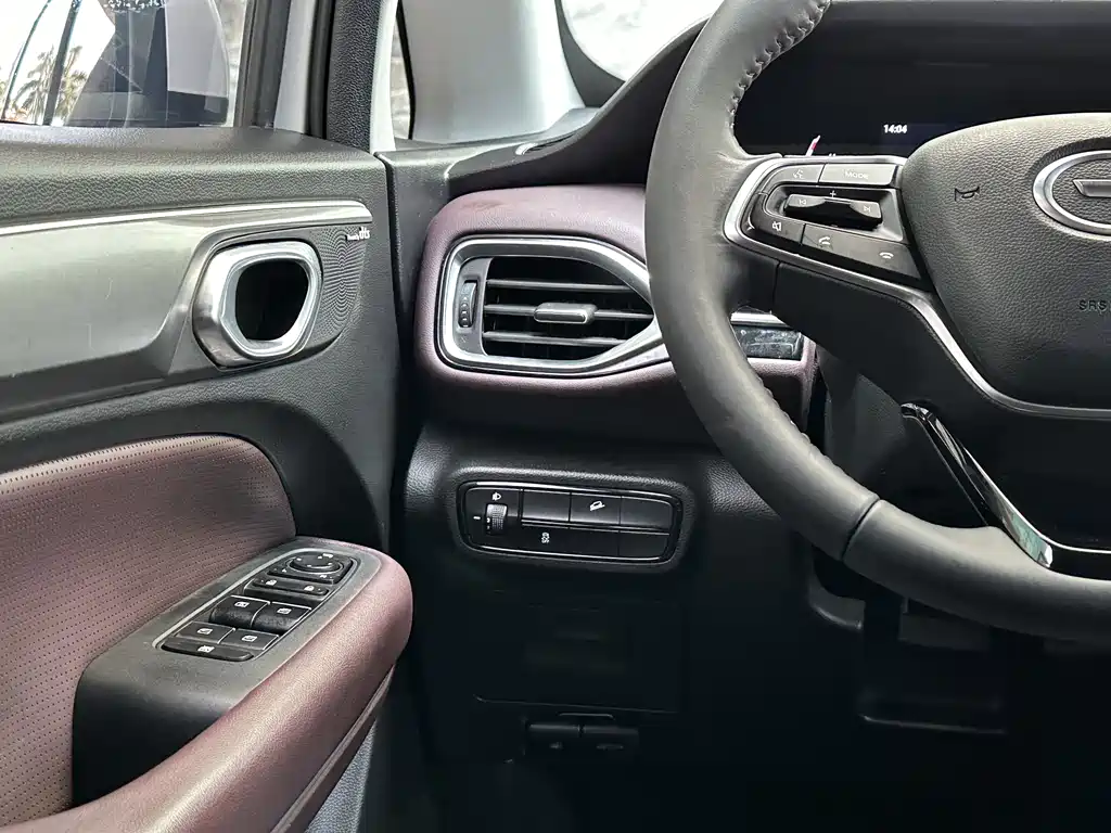 GAC Motor Trumpchi M6 2025 — фото 9