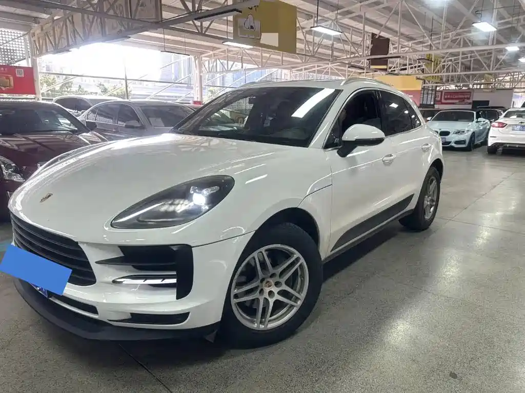 Porsche Macan 2019 — фото 1