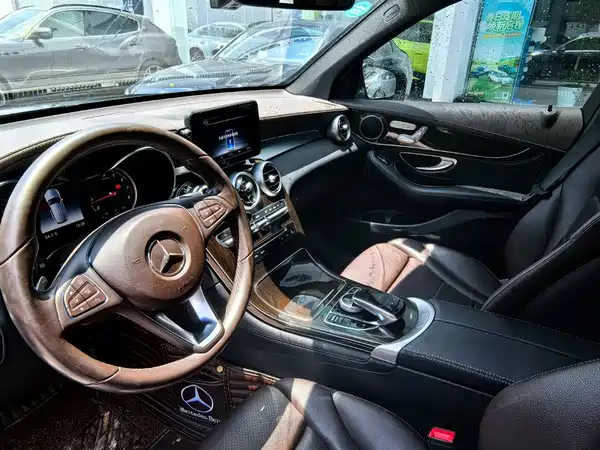 Mercedes-Benz GLC 2019
