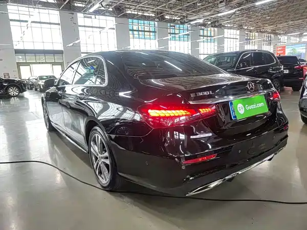 Mercedes-Benz E-Class 2023