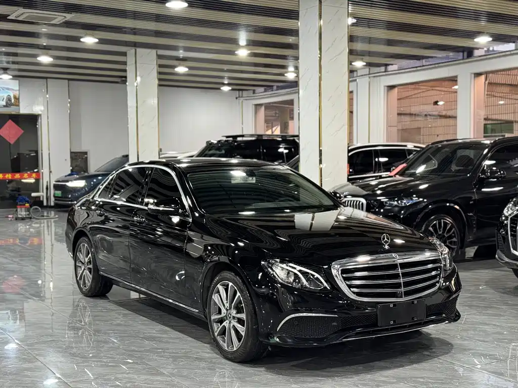 Mercedes-Benz E-Class 2019 — фото 3