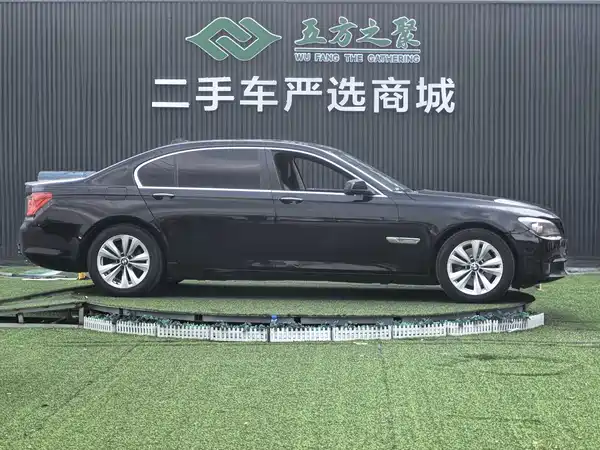 BMW 7 Series 2012