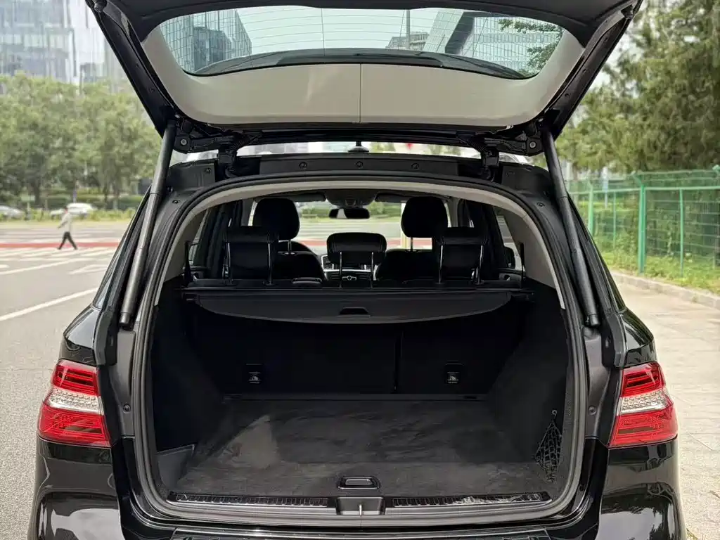 Mercedes-Benz M-Class 2015 — фото 18