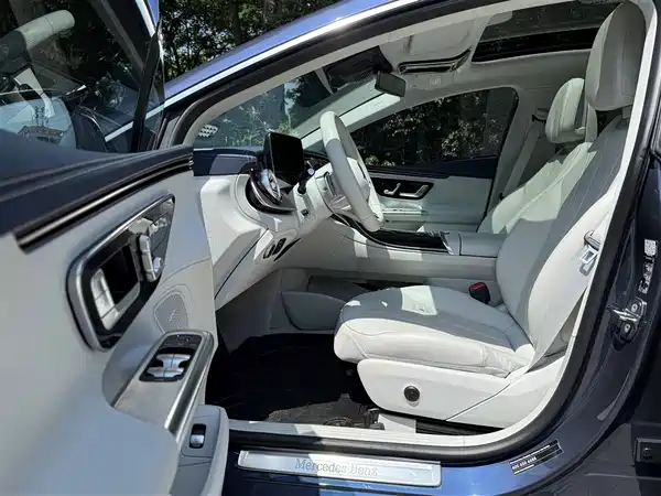 Mercedes-Benz EQE 2022