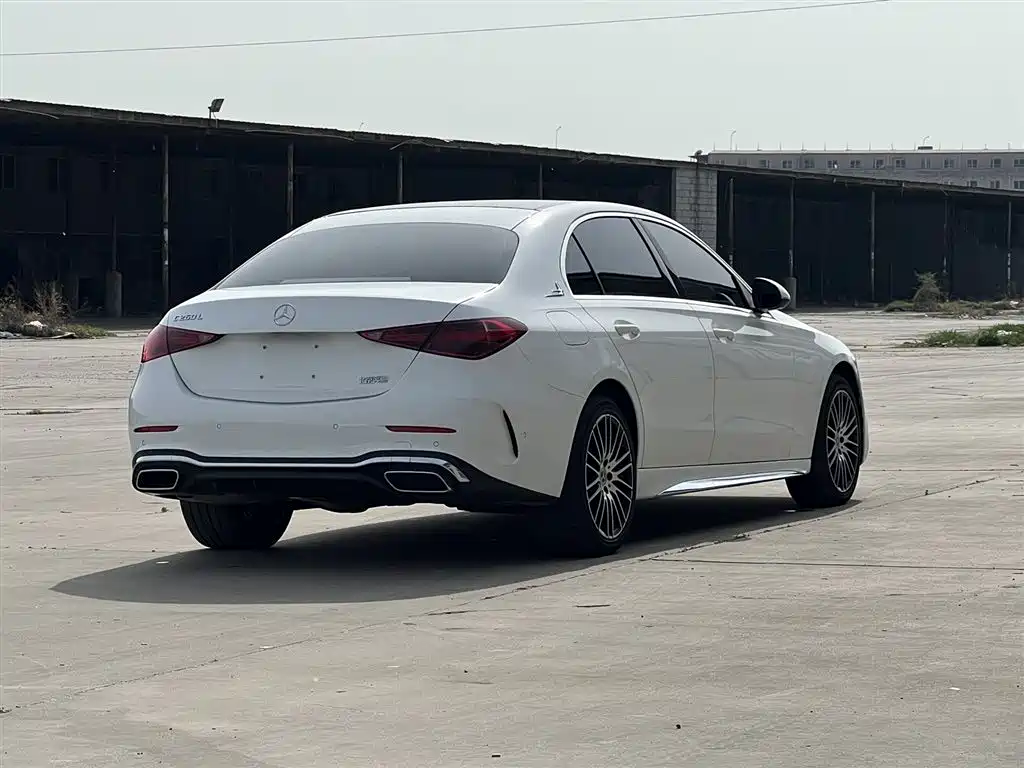 Mercedes-Benz C-Class 2022 — фото 4