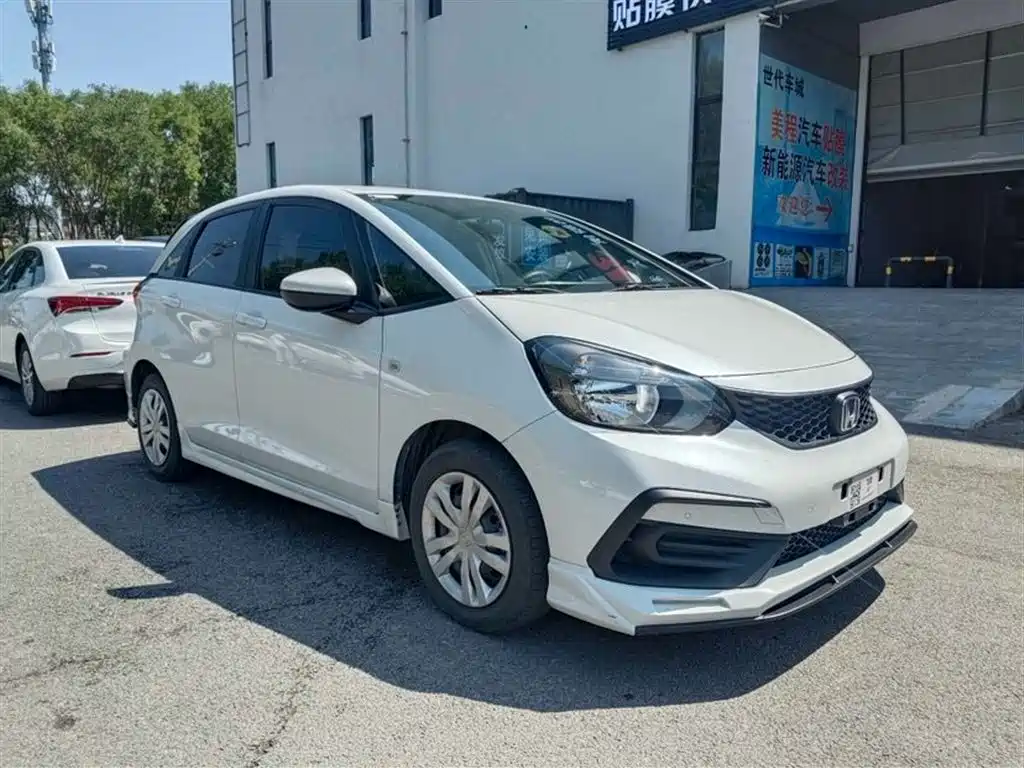 Honda Fit 2023 — фото 2