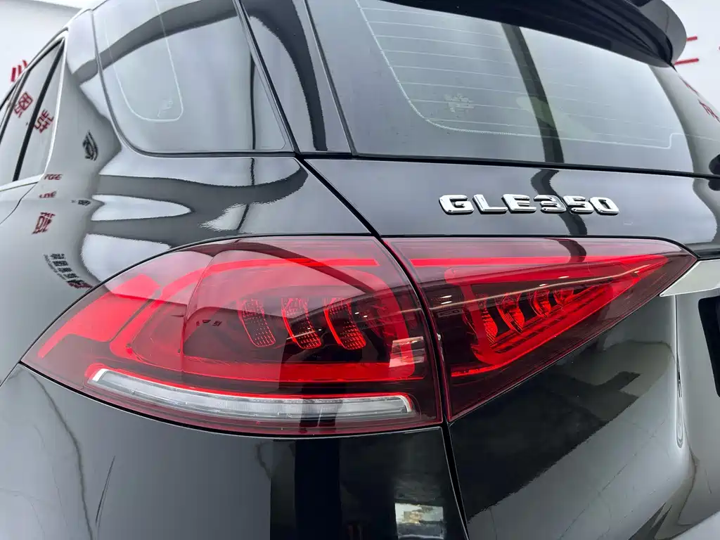 Mercedes-Benz GLE 2019 — фото 25