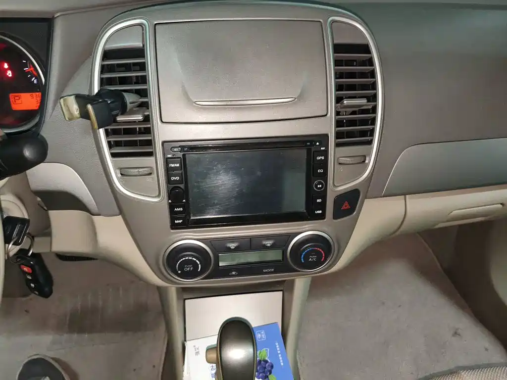 Nissan Sylphy 2015 — фото 9