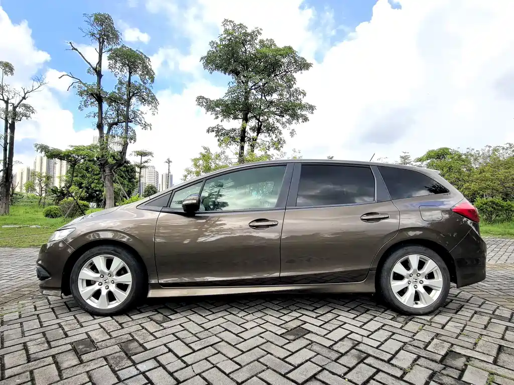 Honda Jade 2015 — фото 4