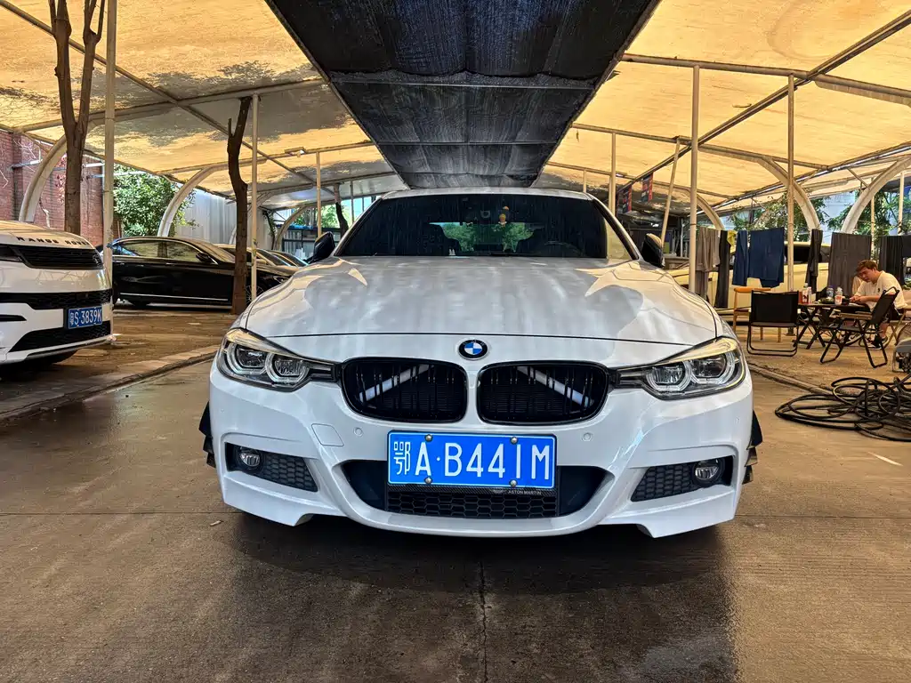 BMW 3 Series 2018 — фото 2