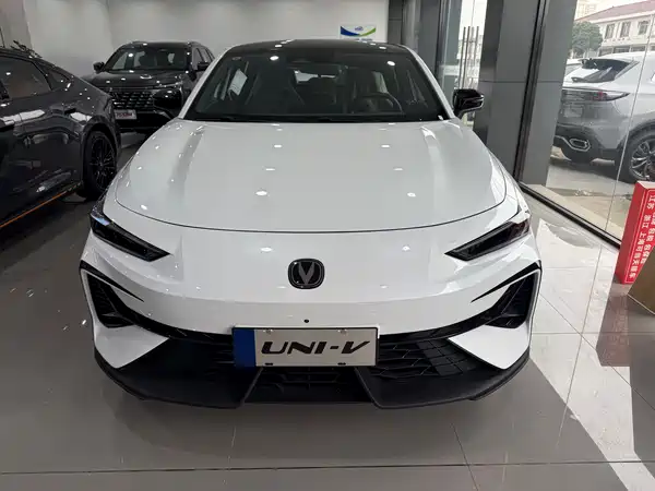 Changan UNI-V 2025