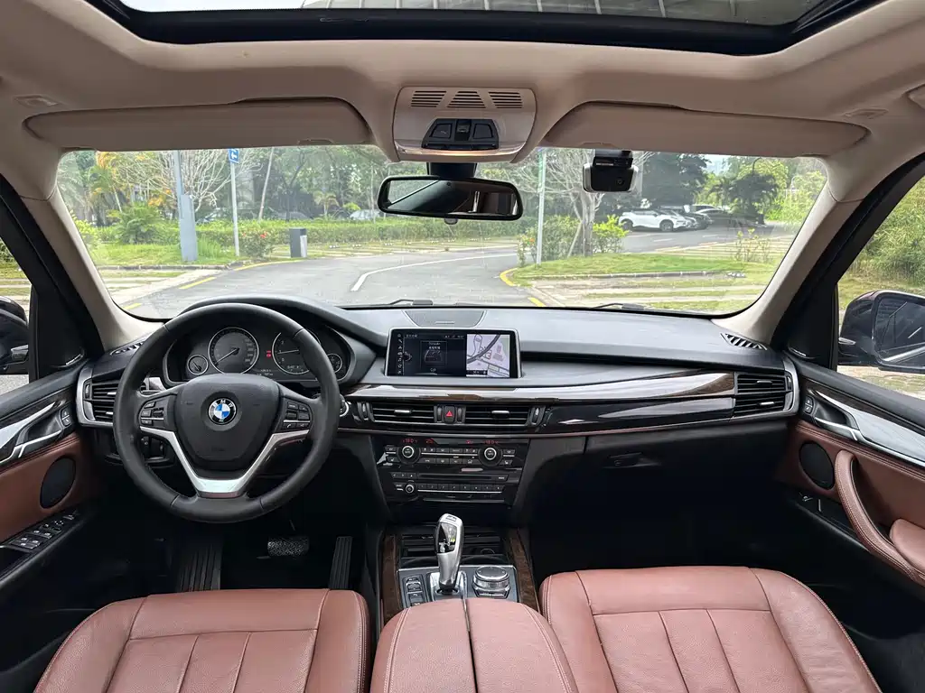 BMW X5 2017 — фото 9
