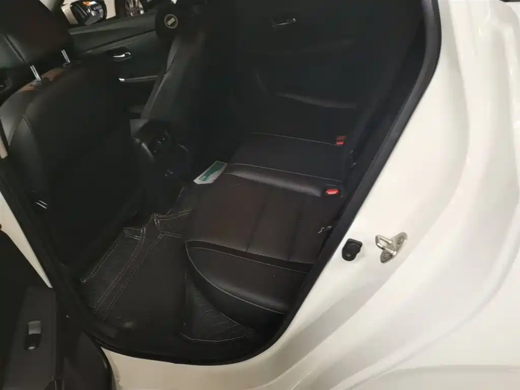 Nissan Sylphy 2022 — фото 17