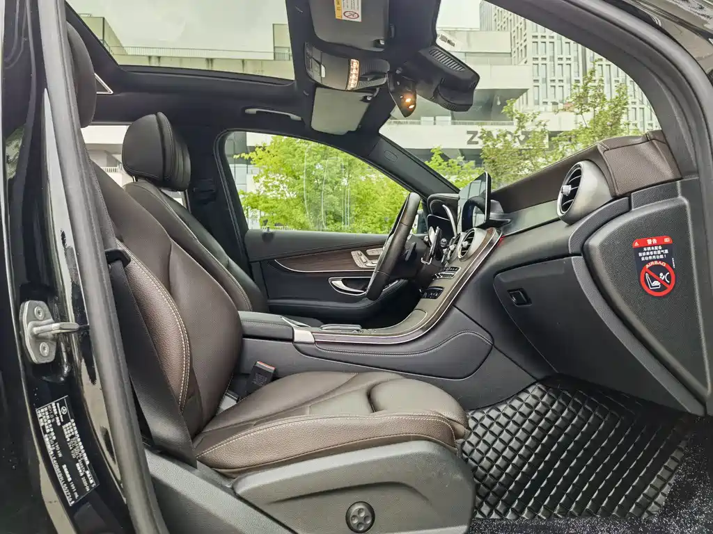 Mercedes-Benz GLC 2020 — фото 15