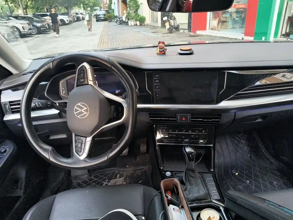 Volkswagen Passat 2021