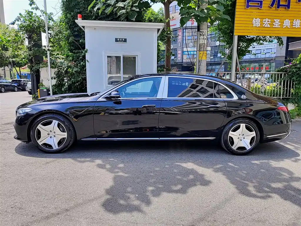Mercedes-Benz Maybach S-Class 2023