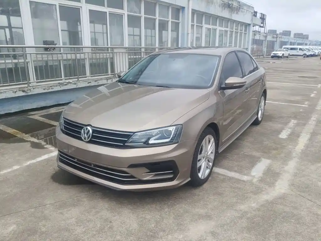 Volkswagen Sagitar 2019