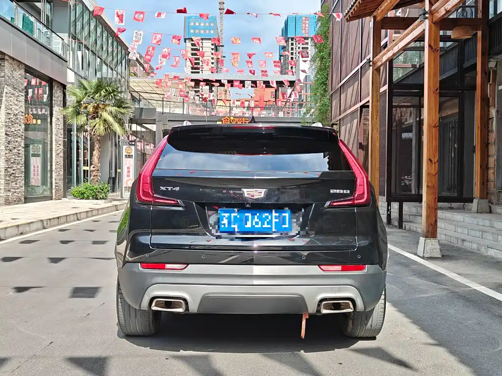 Cadillac XT4 2020 — фото 15