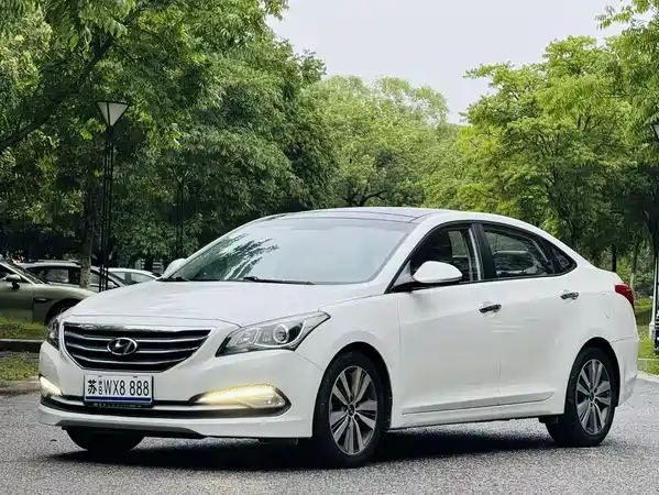Hyundai Mistra 2015