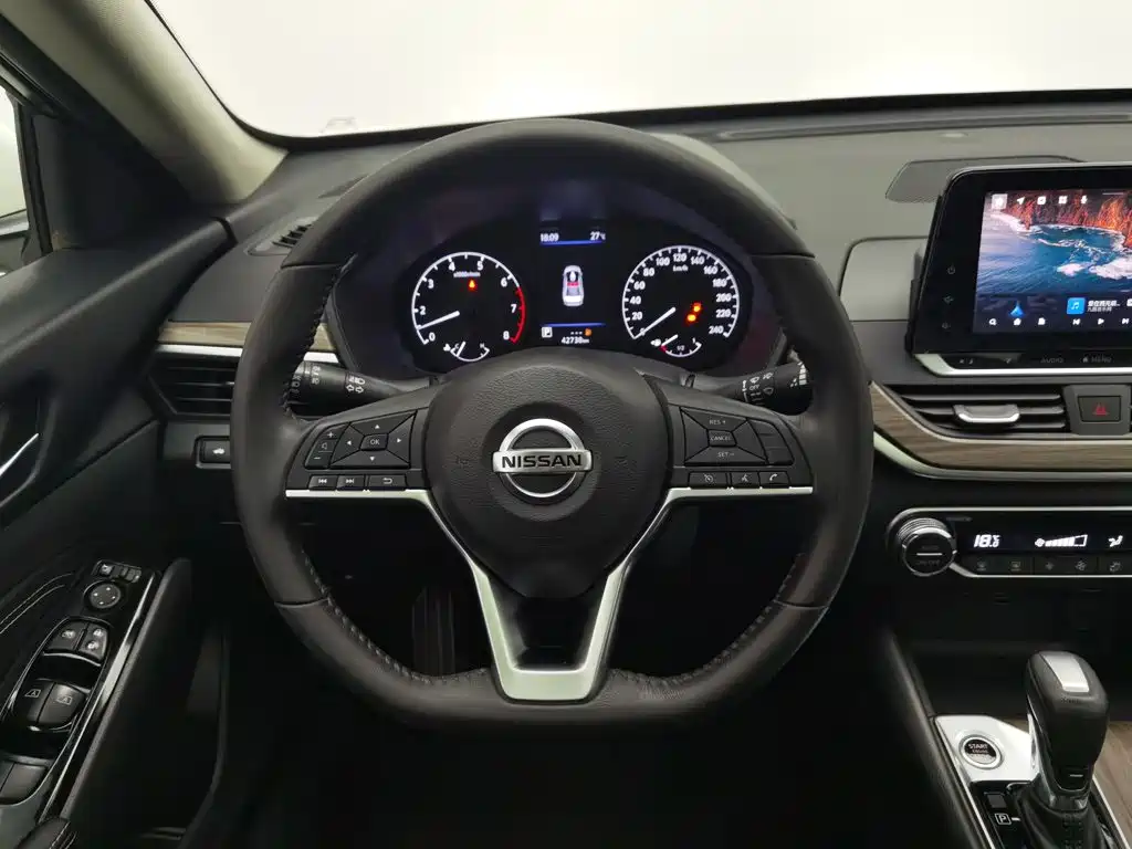 Nissan Teana 2021 — фото 11