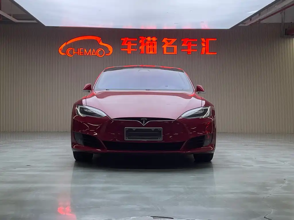 Tesla Model S 2017 — фото 2