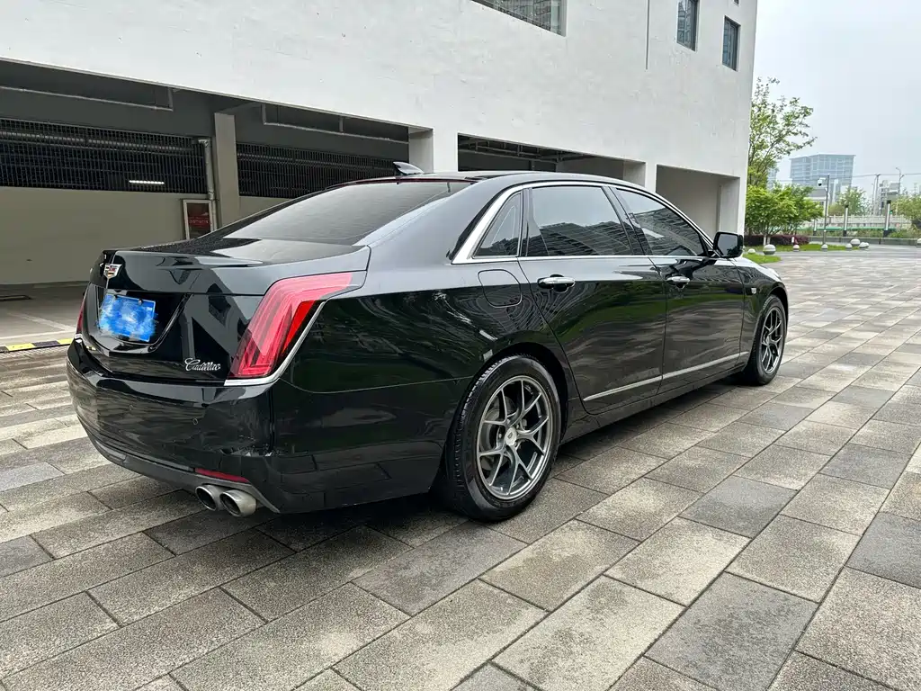 Cadillac CT6 2017 — фото 5
