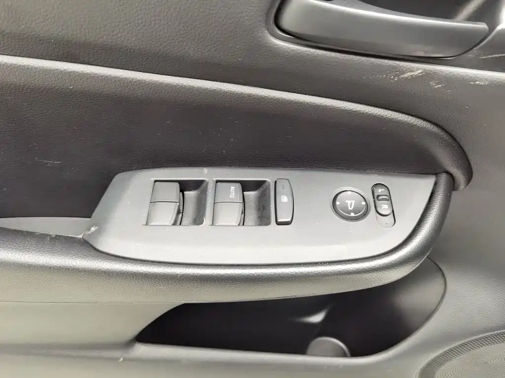 Honda Fit 2023 — фото 9