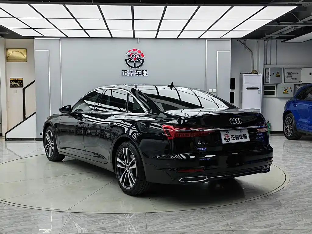 Audi A6L 2022 — фото 15