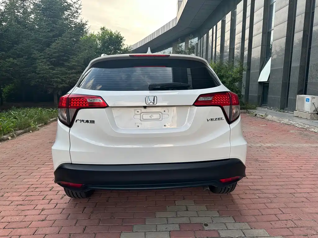 Honda Vezel 2022 — фото 15