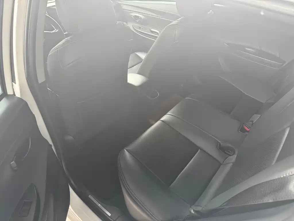 Toyota Yaris L 2019