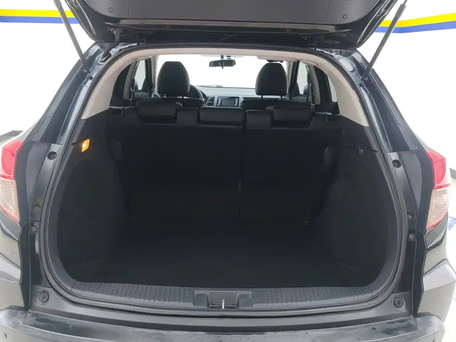 Honda Vezel 2015