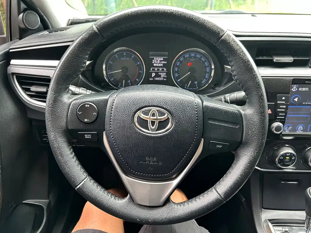 Toyota Corolla 2016 — фото 13