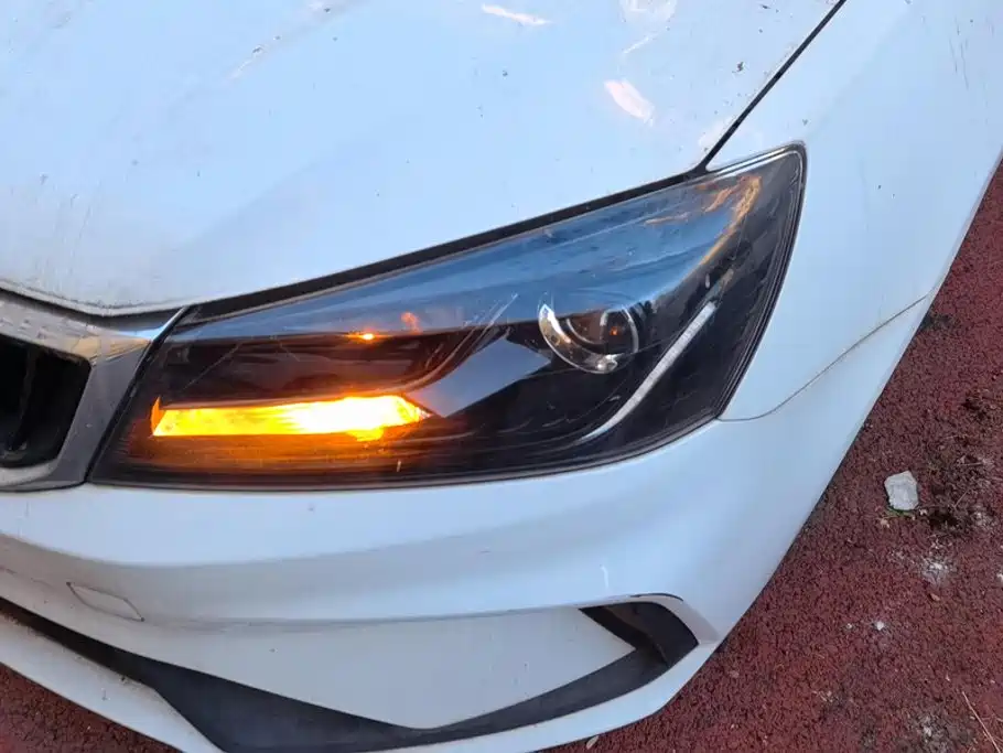 Geely Emgrand 2021