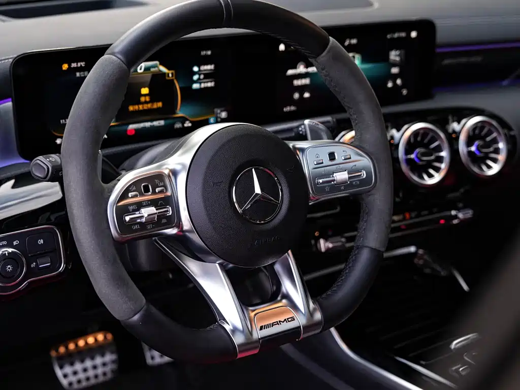 Mercedes-Benz CLA AMG 2021 — фото 9