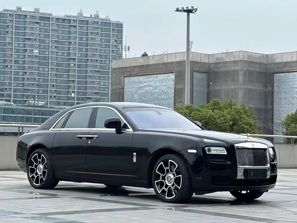 Rolls-Royce Ghost 2010 — фото 3