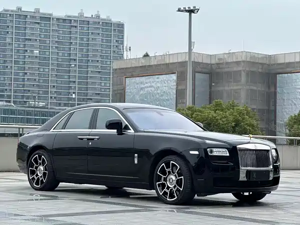 Rolls-Royce Ghost 2010