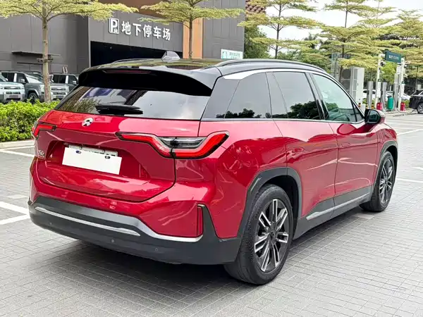 NIO ES6 2021