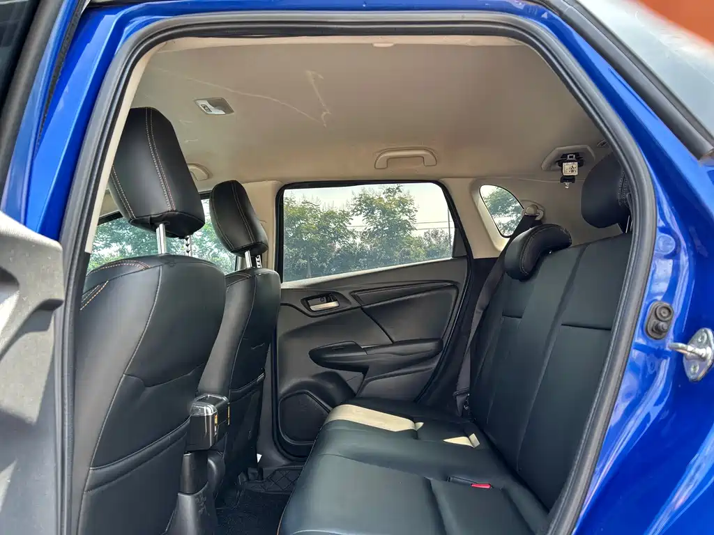 Honda Fit 2016 — фото 15