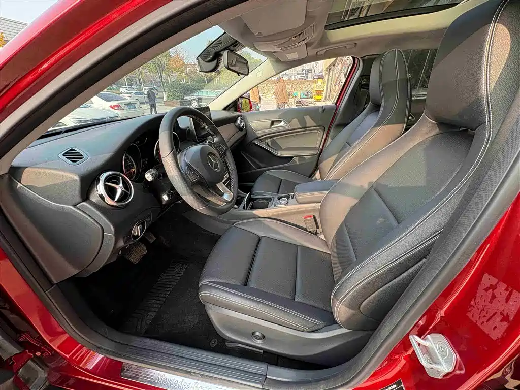Mercedes-Benz GLA 2017 — фото 8