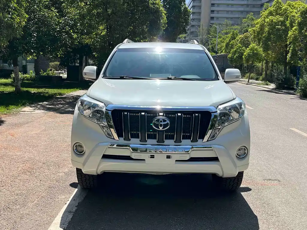 Toyota Prado 2016 — фото 2