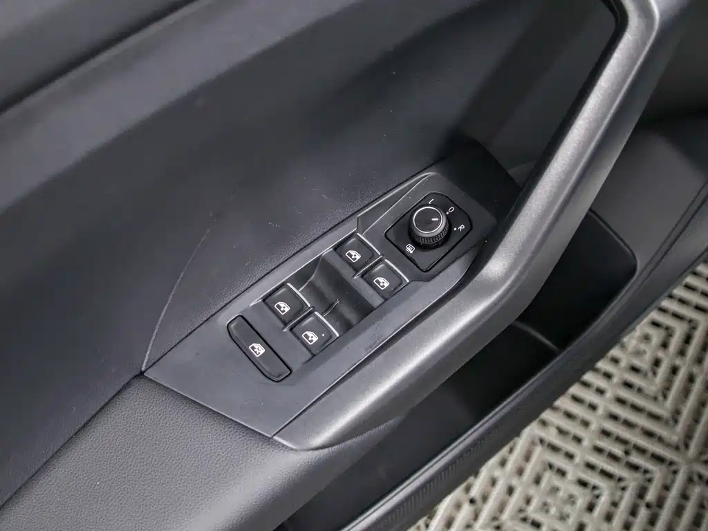 Volkswagen Tacqua 2022